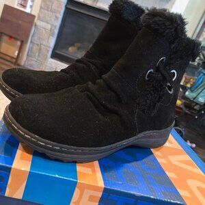 Baretraps "Adalyn" Boots - Black Suede WM Size 10